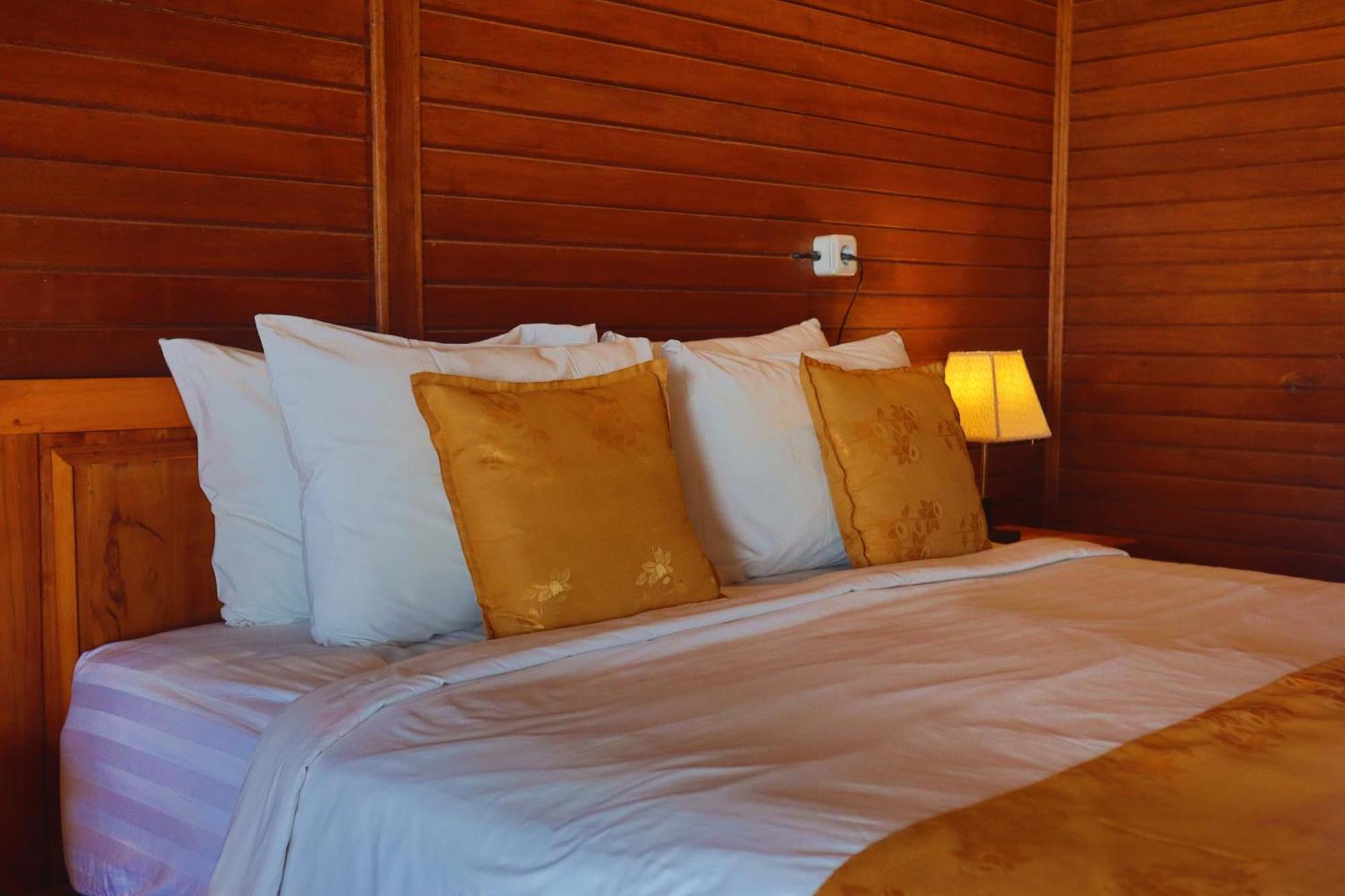 Sebuluh Sunset Hill Hotel Batumadeg Værelse billede